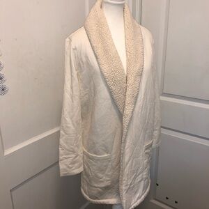 Eddie Bauer ladies Sherpa lined cardigan size medium